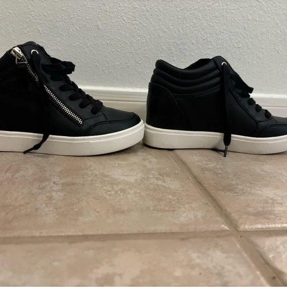 Nine West Black High-Top Sneakers - Picture 5 of 6